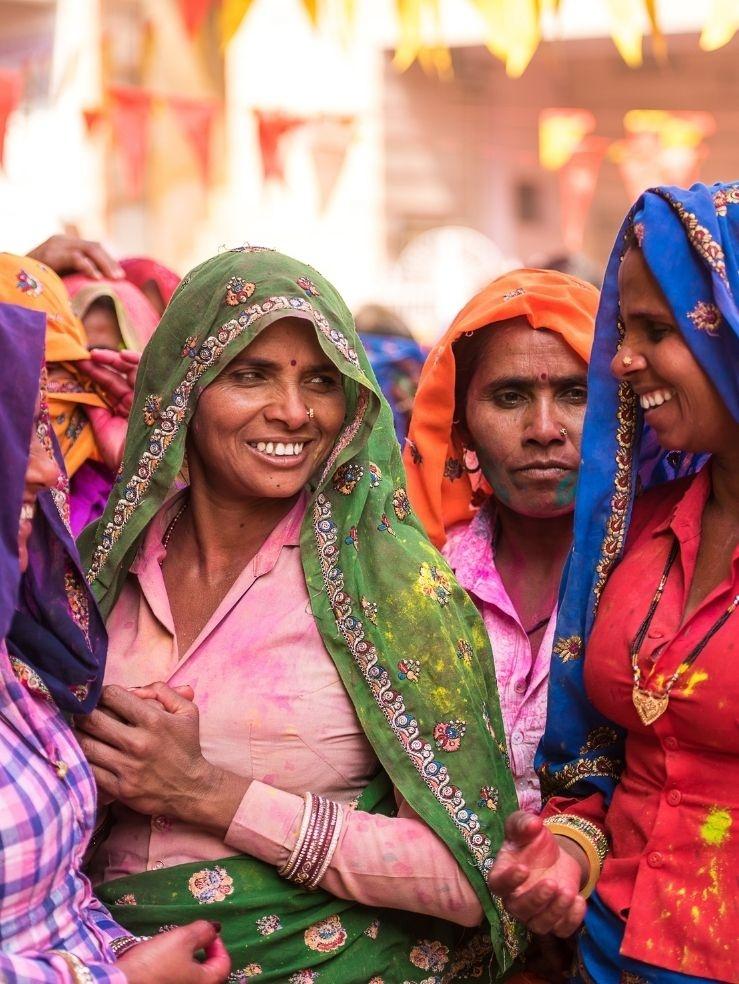 Nuestro panel en línea en Bangladesh