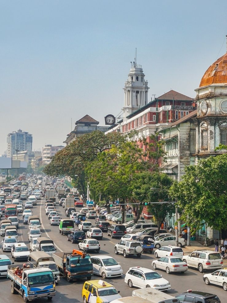 Nuestro panel en línea en Myanmar